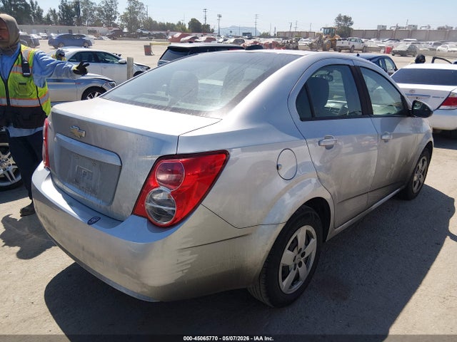 Chevrolet Sonic Ls Auto