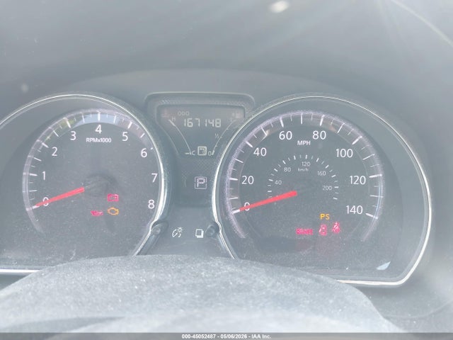 Nissan Versa 1.6 Sv