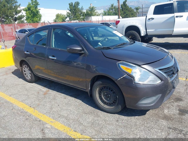 Salvage Nissan Versa Image