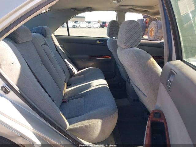Toyota Camry Xle V6