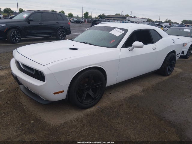 Dodge Challenger Sxt