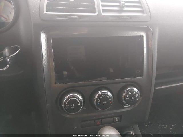 Dodge Challenger Sxt