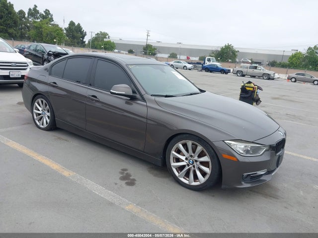Salvage BMW 3 Series Image