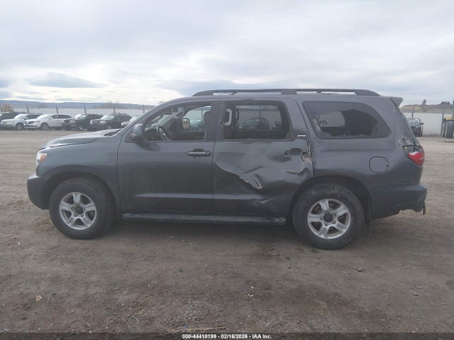 Toyota Sequoia Sr5 5.7l V8