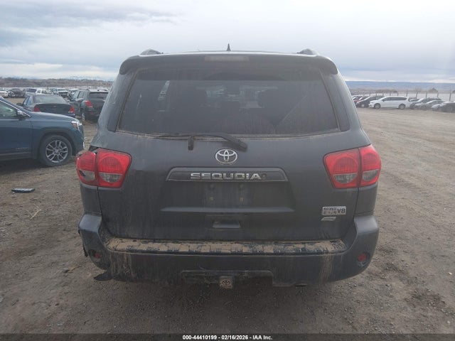 Toyota Sequoia Sr5 5.7l V8