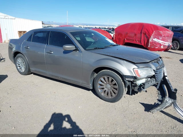 Salvage Chrysler 300 Image