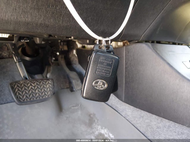 Toyota Prius Three
