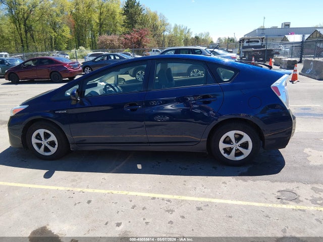 Toyota Prius Three