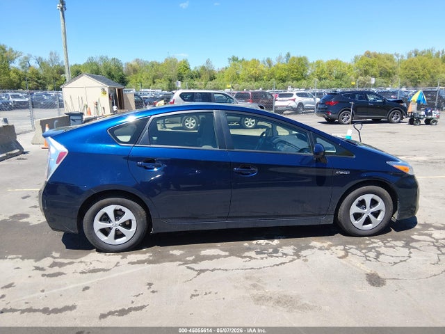 Toyota Prius Three
