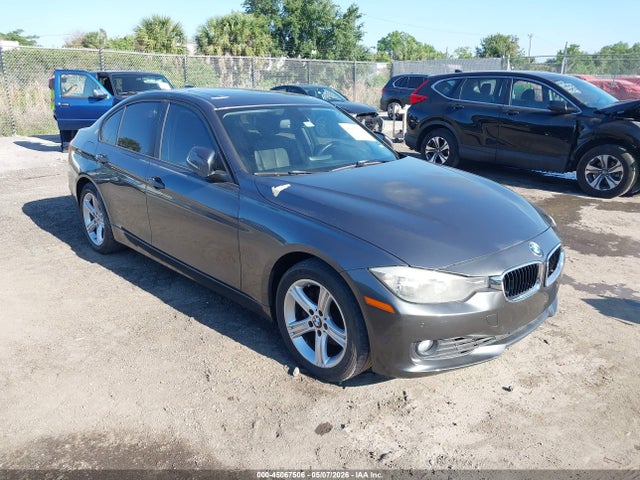 Salvage BMW 3 Series Image