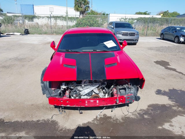 Dodge Challenger Sxt