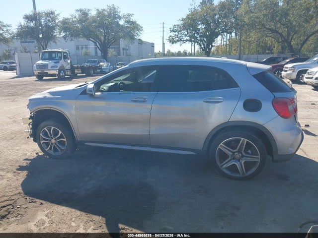 Mercedes-Benz GLA 4matic