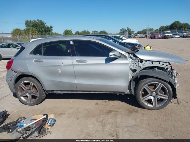 Mercedes-Benz GLA 4matic
