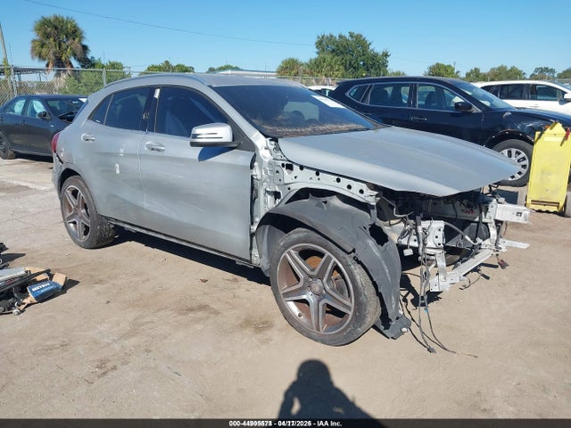 Salvage Mercedes-Benz GLA Image