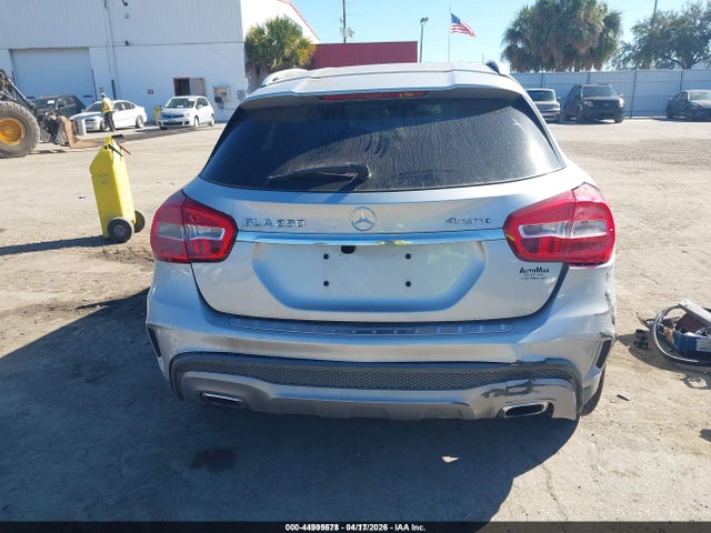 Mercedes-Benz GLA 4matic