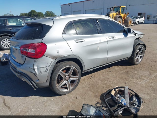 Mercedes-Benz GLA 4matic