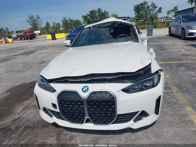 BMW i4 Edrive35