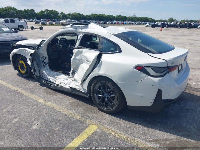 BMW i4 Edrive35