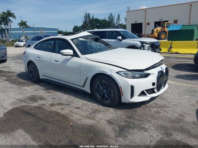 Salvage BMW i4 Image