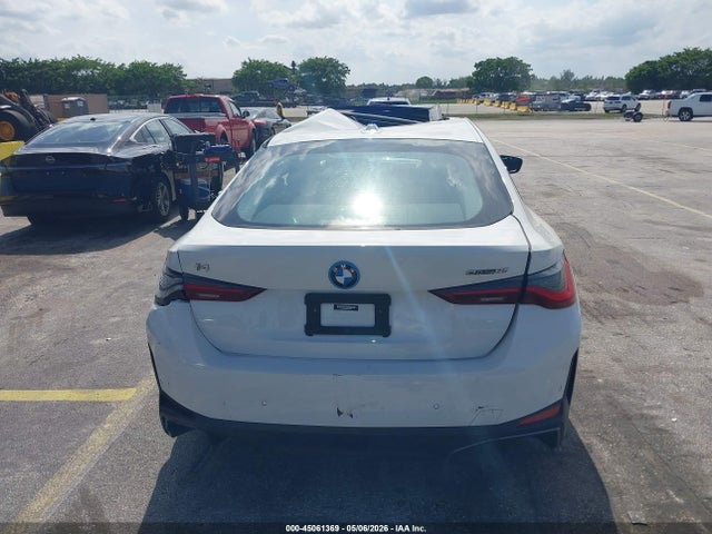 BMW i4 Edrive35