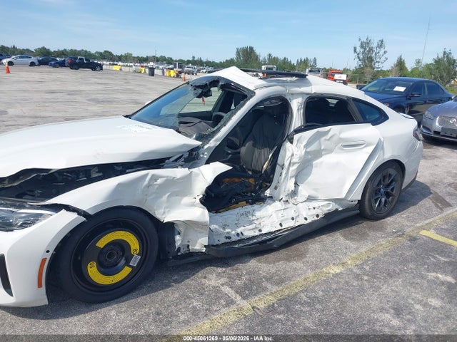 BMW i4 Edrive35
