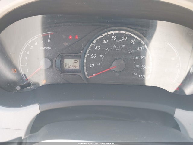 Toyota Sienna Base V6 7 Passenger