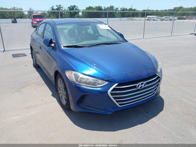 Salvage Hyundai ELANTRA Image