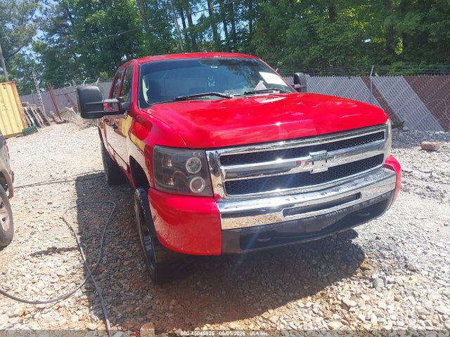 Salvage Chevrolet Silverado 1500 Image
