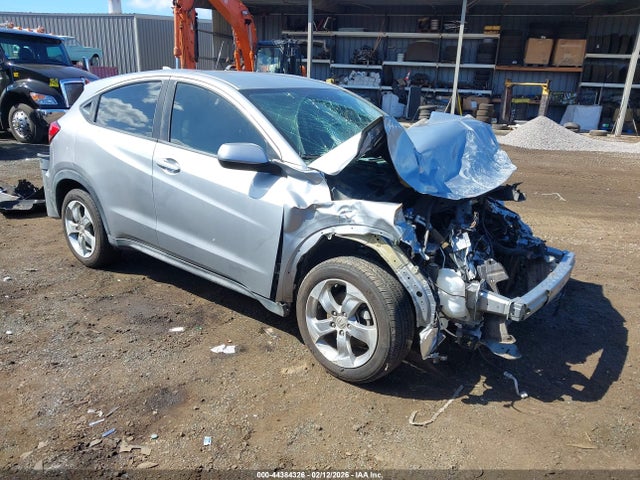 Salvage Honda HR-V Image