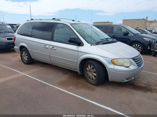 Salvage Chrysler Town & Country Image