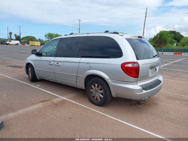 Chrysler Town & Country Limited