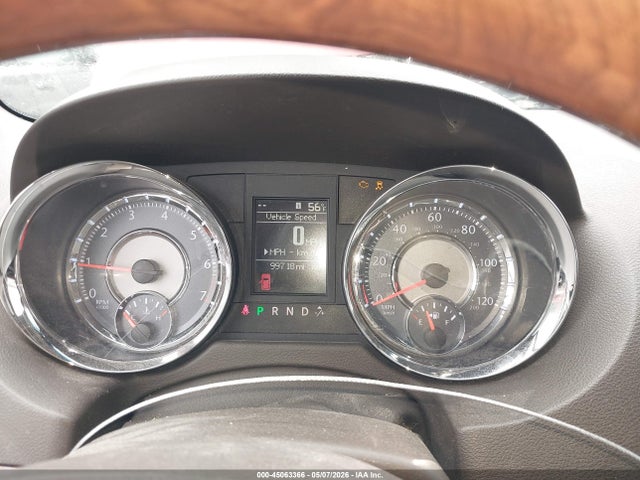 Chrysler Town & Country Limited