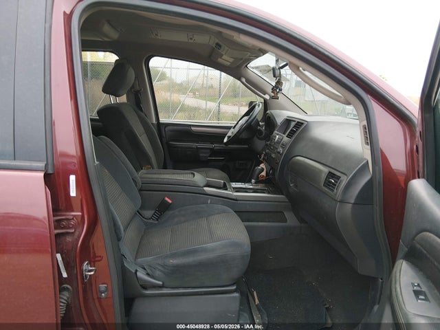 Nissan Armada Sv