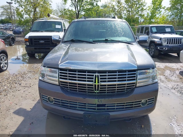 Lincoln Navigator