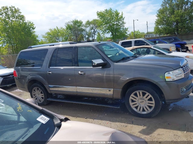 Lincoln Navigator