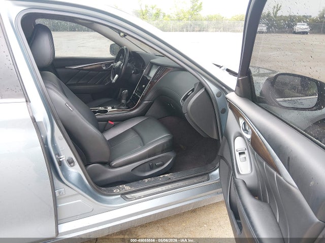 INFINITI Q50 3.0t Luxe