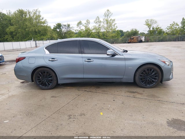 INFINITI Q50 3.0t Luxe