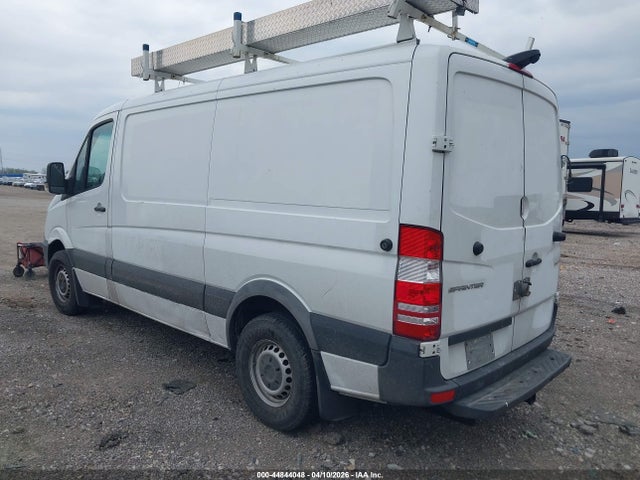 Freightliner Sprinter 2500 Standard Roof V6