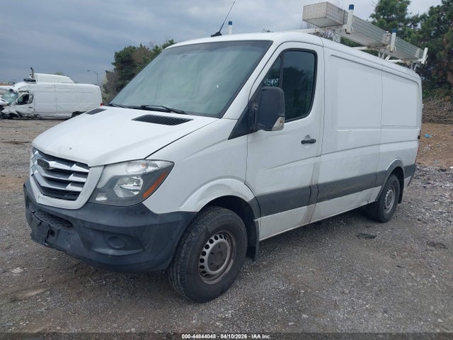 Freightliner Sprinter 2500 Standard Roof V6