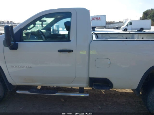 Chevrolet Silverado 3500 4wd  Long Bed Wt