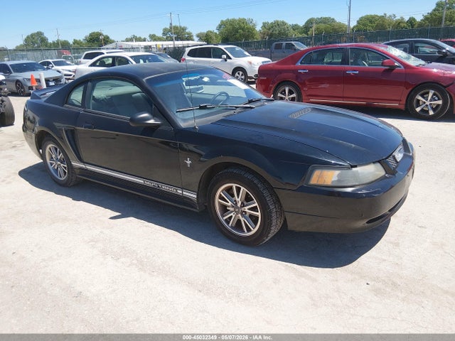 Salvage Ford Mustang Image
