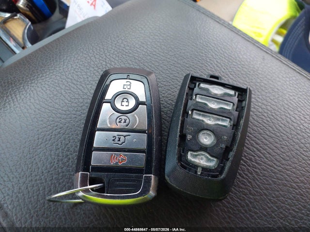 Ford Escape St-line