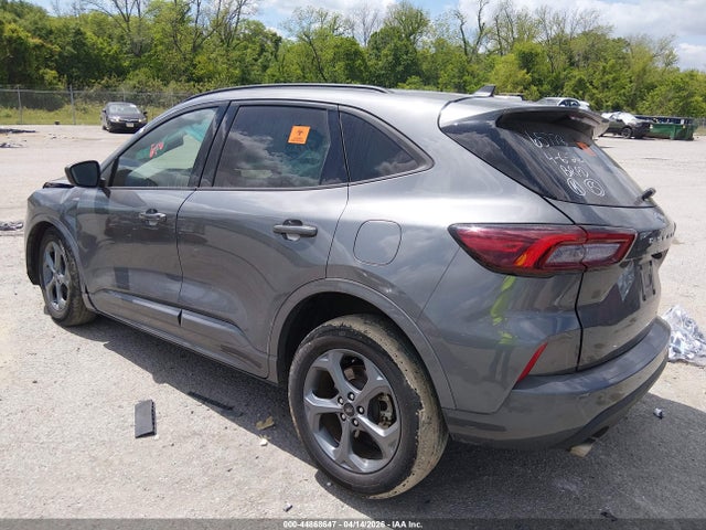 Ford Escape St-line