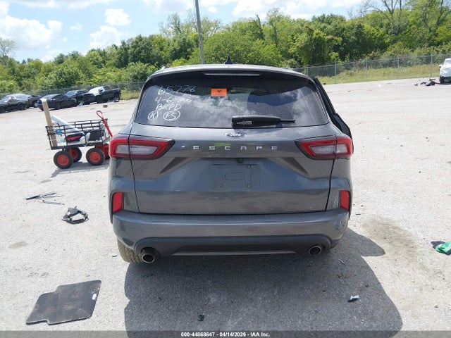 Ford Escape St-line