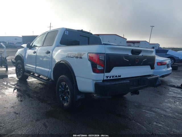 Nissan Titan Pro-4x 4x4