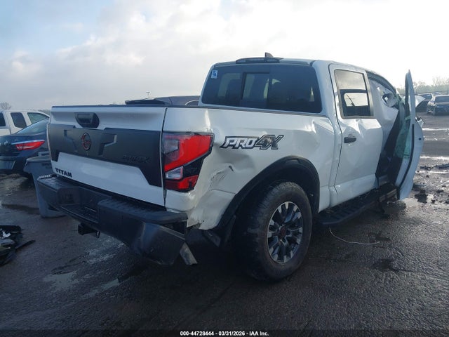 Nissan Titan Pro-4x 4x4