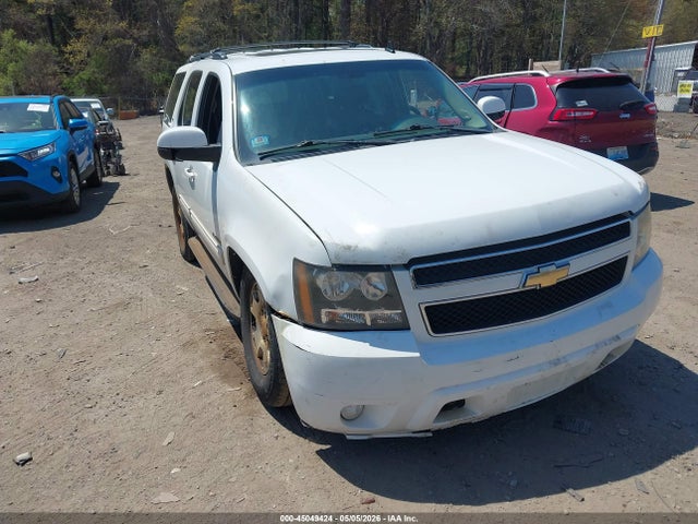 Salvage Chevrolet Tahoe Image
