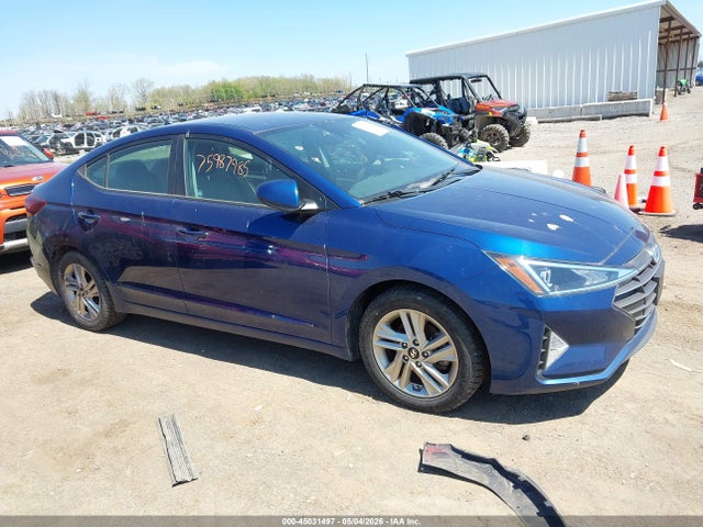 Hyundai ELANTRA Sel