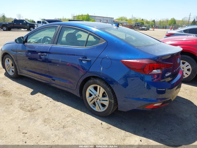 Hyundai ELANTRA Sel
