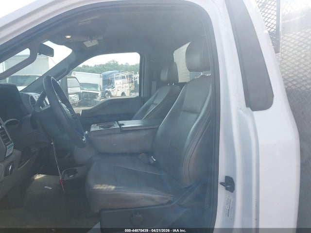 Ford F-550 Xl